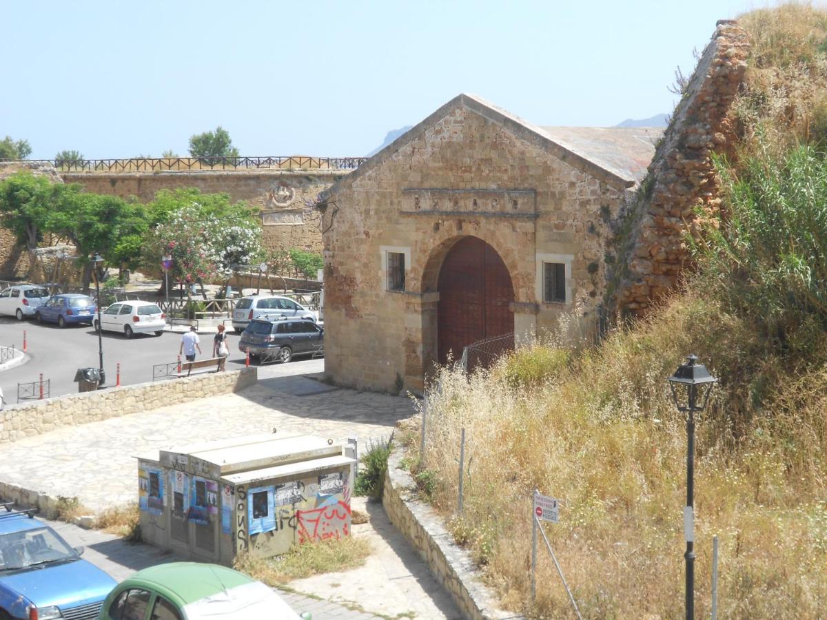 Ferienwohnung Domus Nicola Chania  Exterior foto